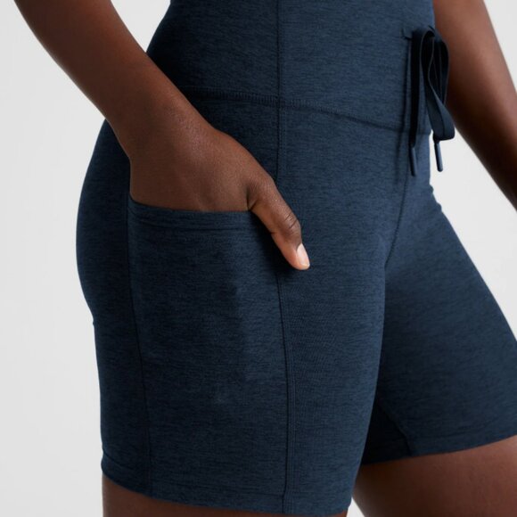 NWT Beyond Yoga Spacedye Go Pocket 5" Short - Picture 2 of 10